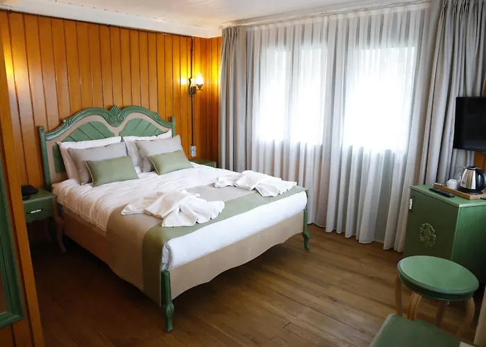 Kazdagi Atila Bey Konagi 호텔 *