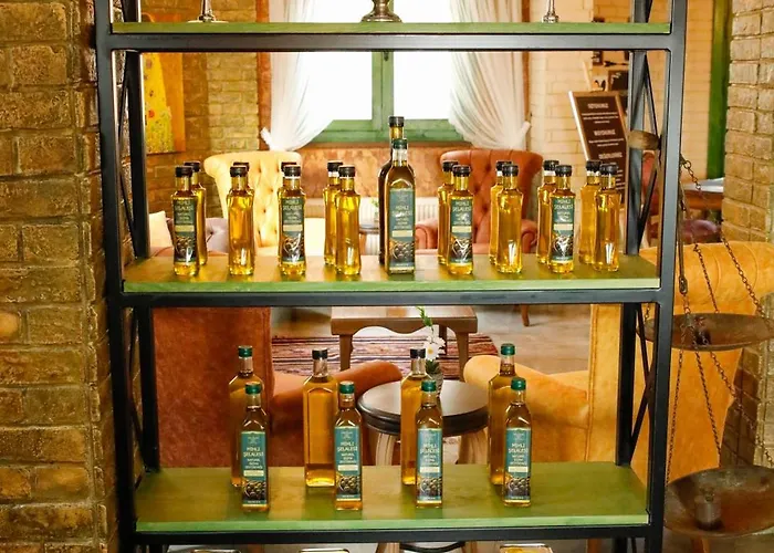 Kazdagi Atila Bey Konagi Ayvacik (Canakkale)